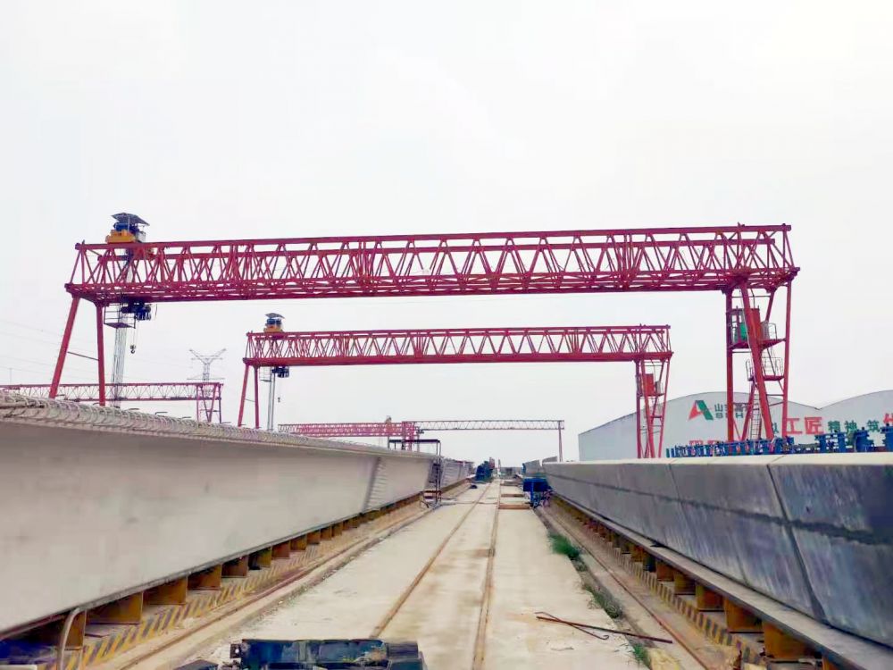 提梁機、移梁機、工程門式起重機、龍門吊租賃出租、拆卸搬遷安裝維修