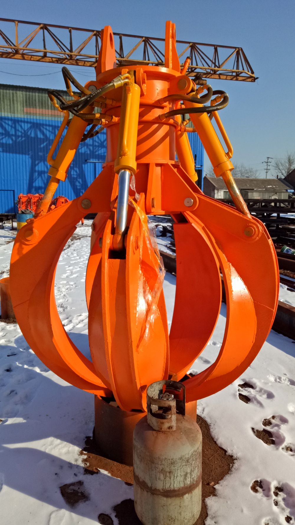 起重機(jī)抓斗按形狀和驅(qū)動方式分類有哪些