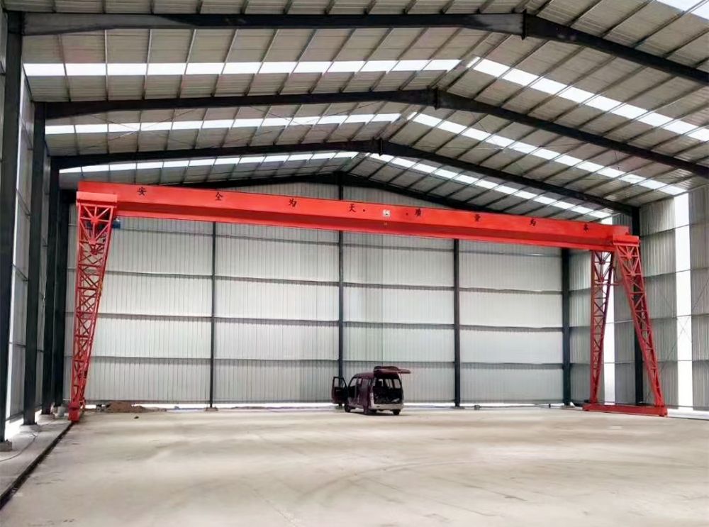 丹東電動(dòng)單梁門(mén)式起重機(jī)、龍門(mén)吊、門(mén)機(jī)廠家銷(xiāo)售