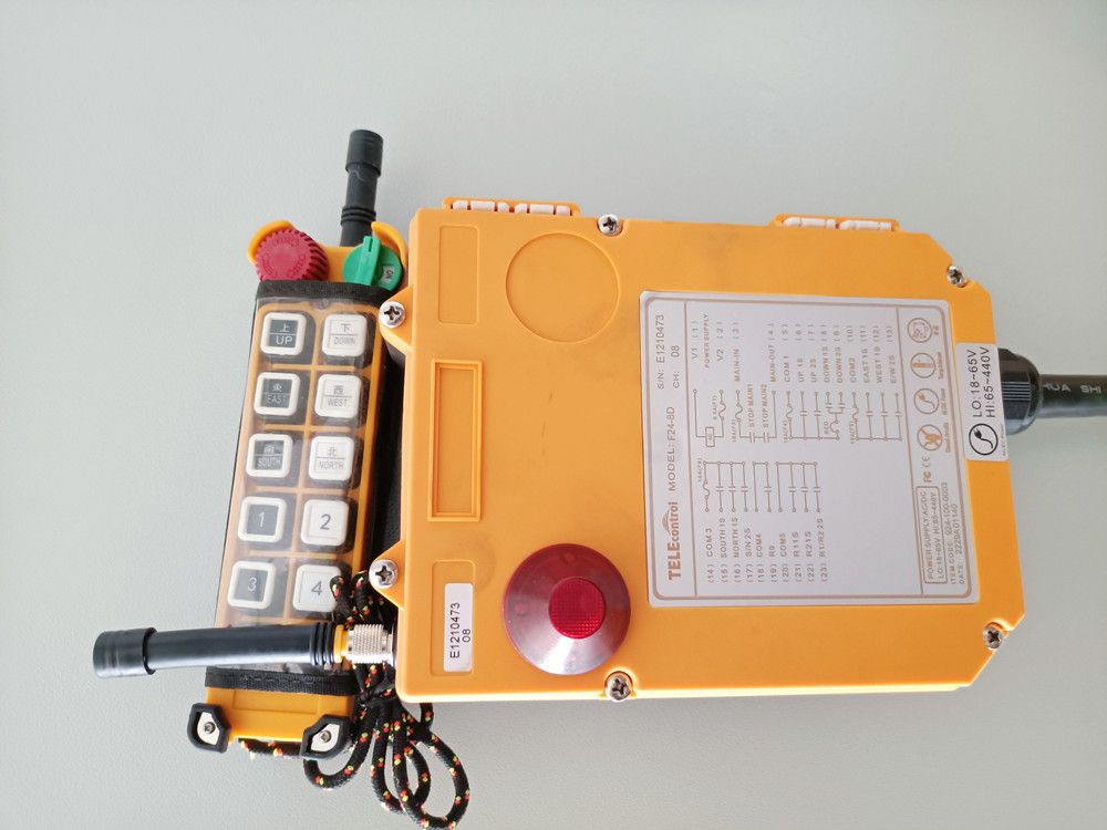 工業(yè)遙控器、起重機(jī)遙控器、遙控器安裝加裝、遙控器改造修理維修