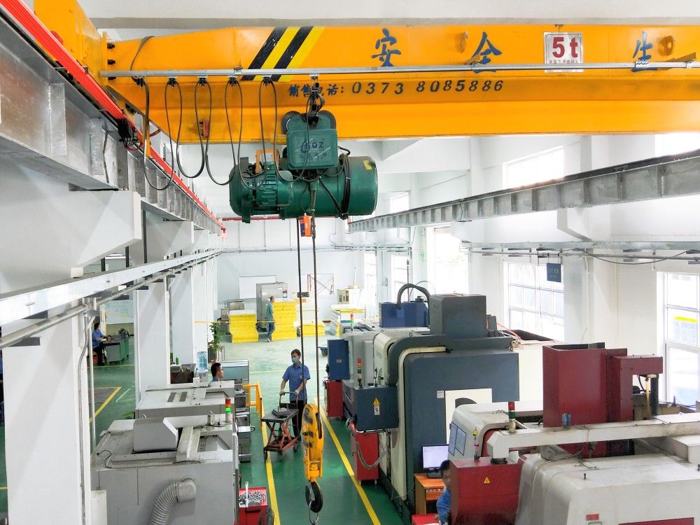 起重機廠家產(chǎn)地、品牌、電動單梁起重機設(shè)計制造、安裝維修