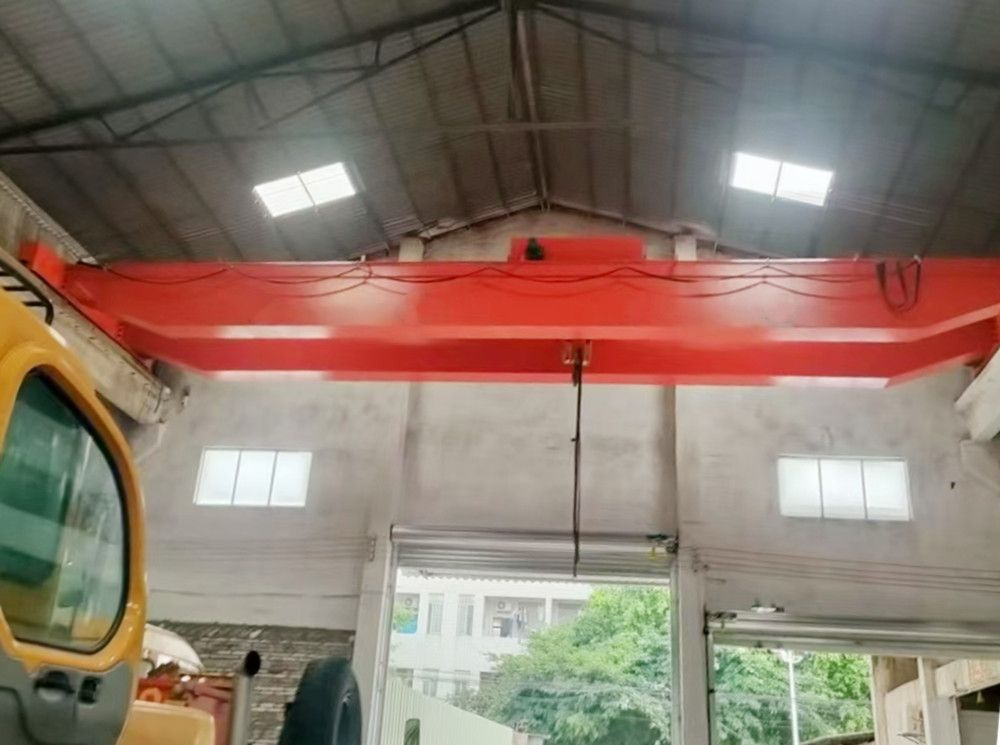 雙梁橋式吊機(jī)、天車、行吊、雙梁橋式起重機(jī)廠家銷售、安裝維修維保