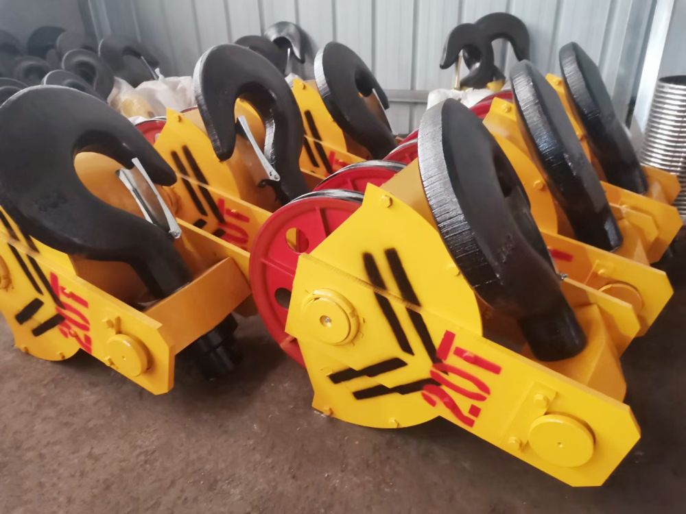 白山行車大鉤、起重機(jī)吊鉤吊具廠家銷售、安裝維修