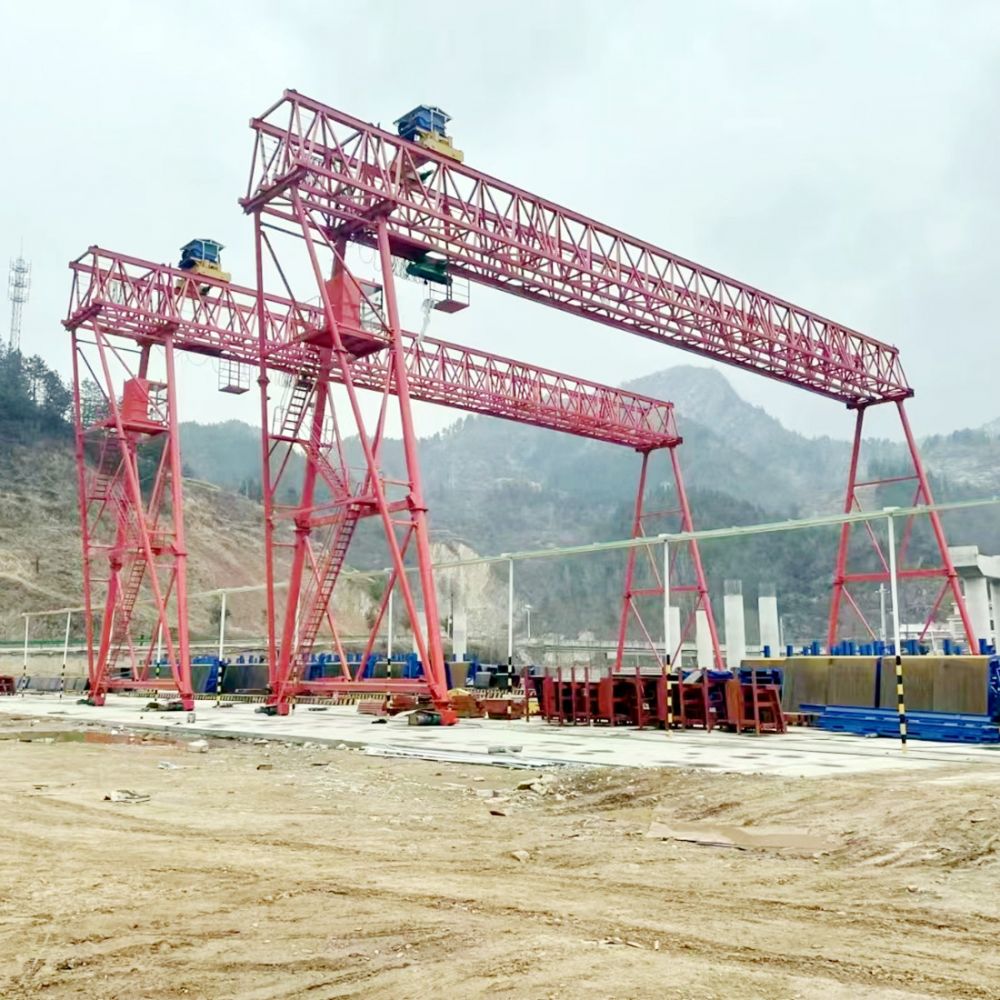 河南路橋門(mén)機(jī)租賃、提梁機(jī)、移梁機(jī)、地鐵出渣機(jī)出租、安裝搬遷維修