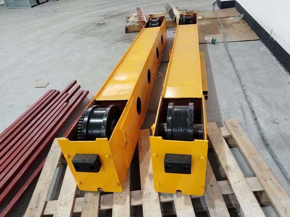 起重機(jī)端梁、LDA/LH起重機(jī)端梁、大車運行車輪組機(jī)構(gòu)