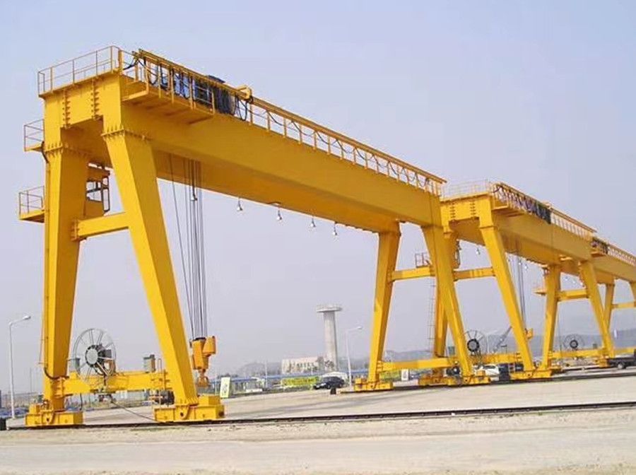 大連龍門吊、門式起重機、MG單小車雙梁門式起重機技術(shù)廠家報價