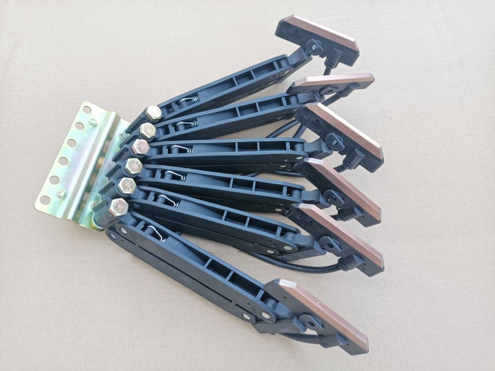 河北滑導(dǎo)線、張家口無接縫滑觸線、碳刷、拉緊器廠家批發(fā)