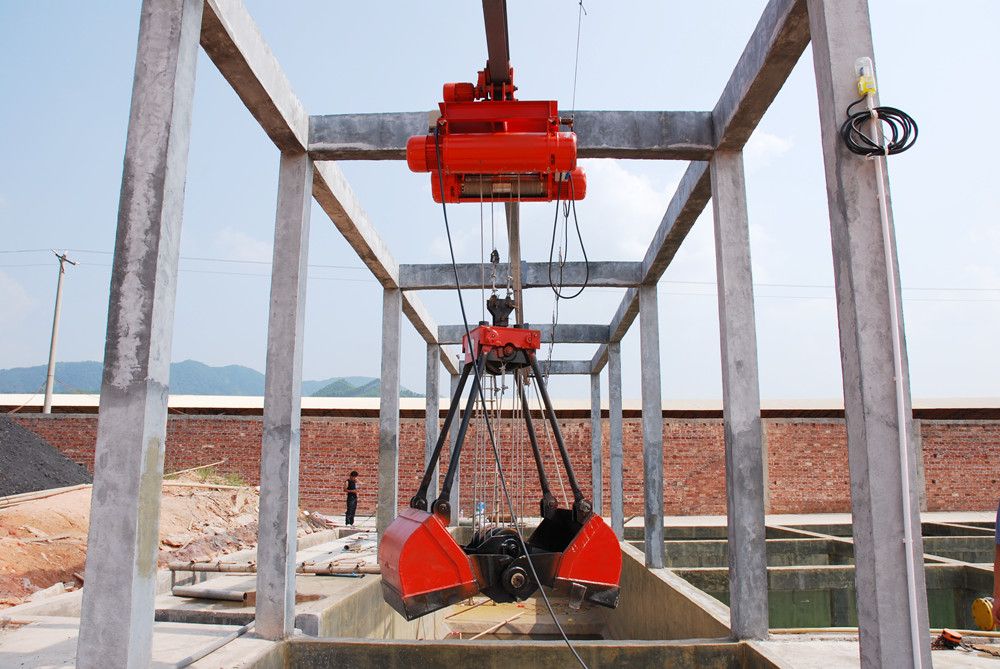 山西抓斗吊、太原起重抓斗、電動(dòng)葫蘆單軌抓斗吊