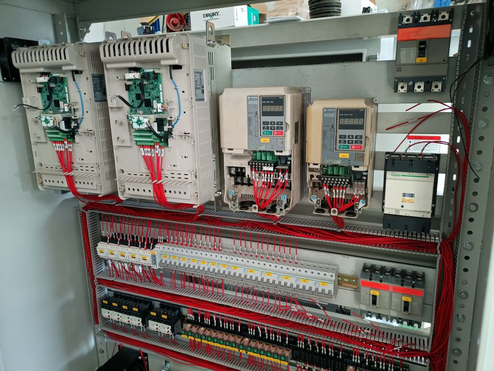 河南長(zhǎng)垣起重電氣廠家銷(xiāo)售起重電氣箱柜、電氣元件