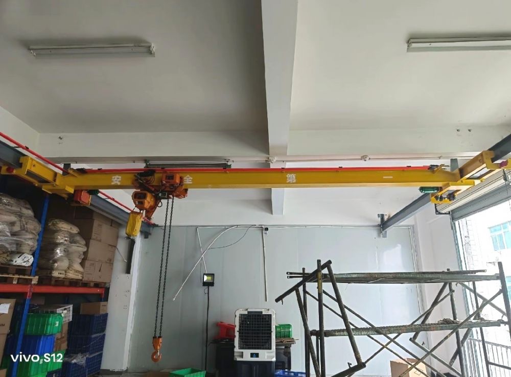 西安歐式起重機(jī)、新型低靜空電動單梁懸掛起重機(jī)、懸掛行吊