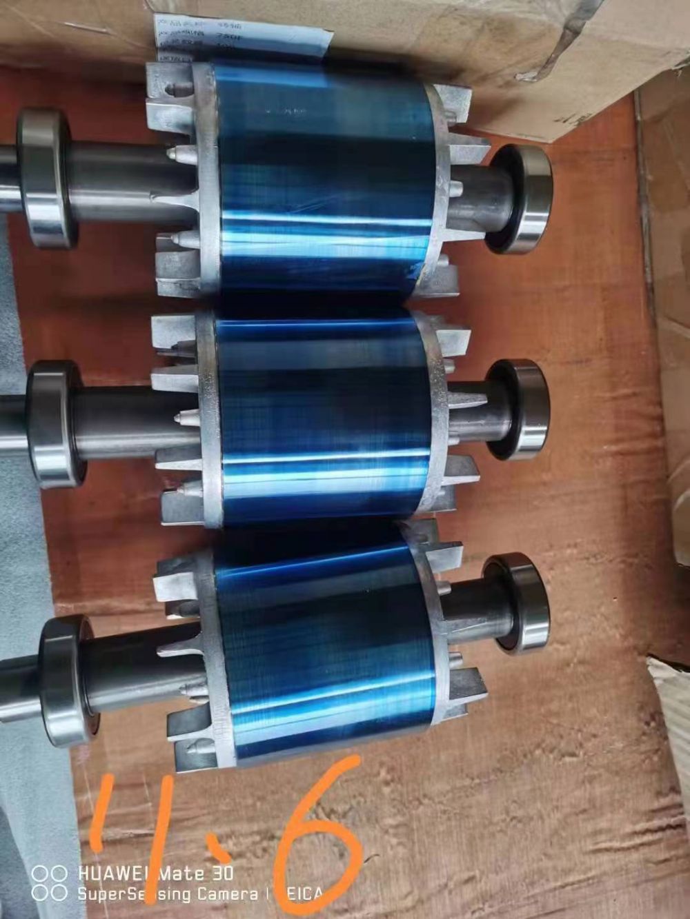 電機轉(zhuǎn)子表面防護覆蓋氣干漆顏色鮮亮