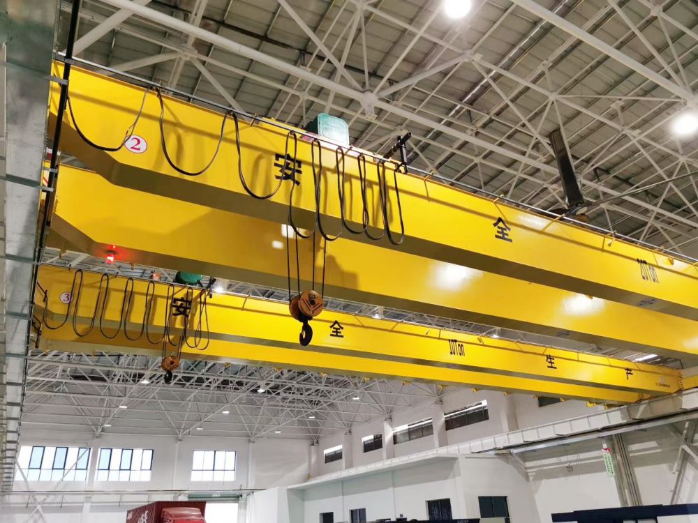 橋式起重機(jī)、行吊、天車、吊機(jī)、歐是雙梁起重機(jī)設(shè)計(jì)制造、安裝維修