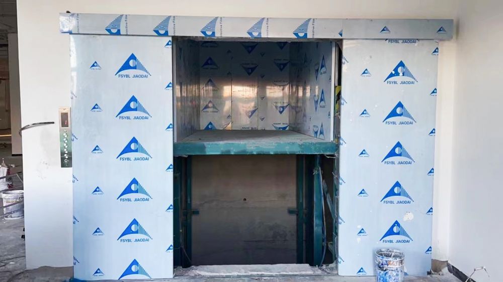 鏈條導(dǎo)軌升降機(jī)、升降貨梯、升降平臺廠家品牌、技術(shù)參數(shù)