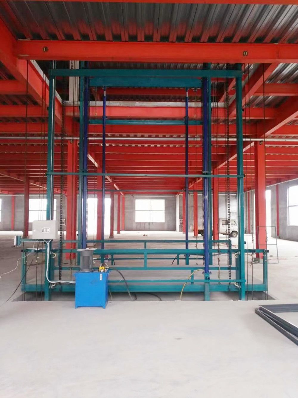 廈門液壓升降機(jī)、鏈條導(dǎo)軌升降平臺貨梯廠家銷售服務(wù)