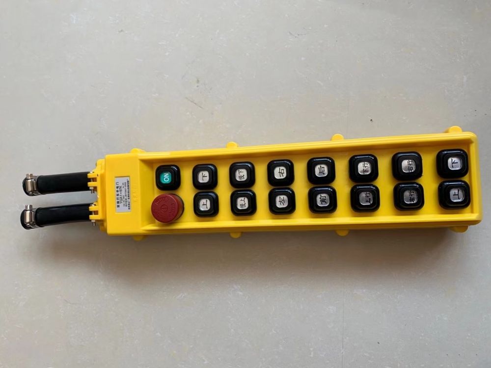 起重機(jī)手柄、按鈕、控制器廠家品牌、貨源產(chǎn)地、批發(fā)價(jià)格