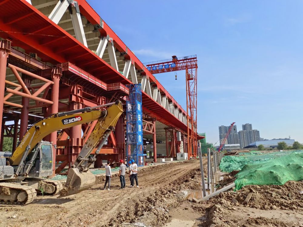 MG桁架雙梁門式起重機(jī)、路橋門機(jī)生產(chǎn)廠家、產(chǎn)品報(bào)價(jià)