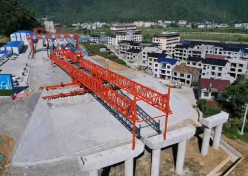 河南新鄉(xiāng)架橋機(jī)廠家報(bào)價(jià)、公路鐵路架橋機(jī)型號(hào)規(guī)格、技術(shù)參數(shù)