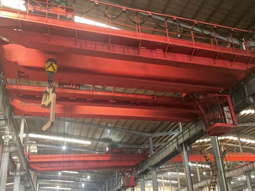 山東起重機(jī)廠家品牌、雙梁橋式起重機(jī)、吊機(jī)、天車(chē)、桁吊制造安裝維修