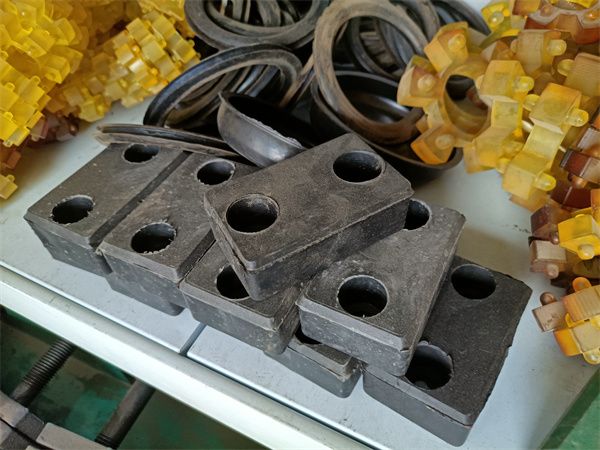 起重機(jī)聚氨酯緩沖器、防撞膠、防撞設(shè)置