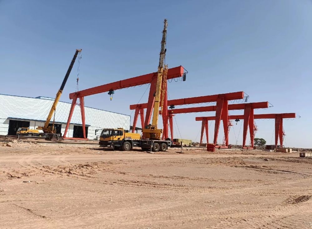 箱式電動單梁龍門吊、MH型箱形電動單梁門式起重機