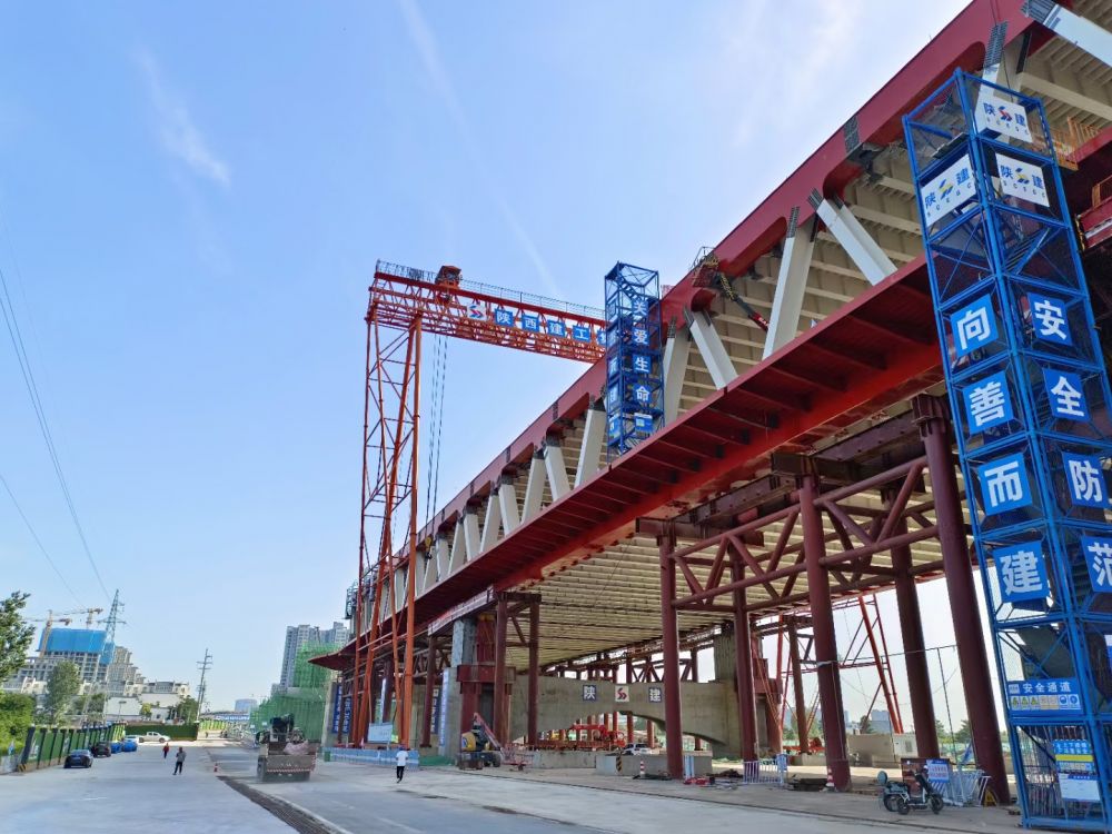 MG桁架雙梁門(mén)式起重機(jī)、路橋門(mén)機(jī)生產(chǎn)廠家、產(chǎn)品報(bào)價(jià)