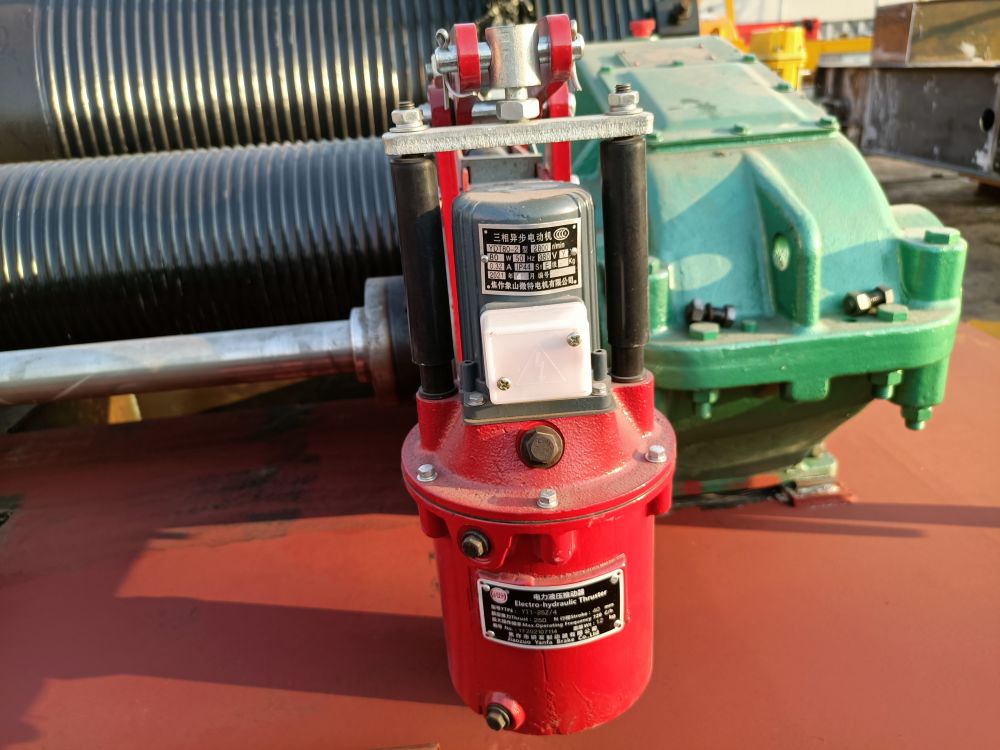 雙梁起重機(jī)小車總成、起重機(jī)臺(tái)車、小車、起升機(jī)構(gòu)廠家銷售、安裝維修