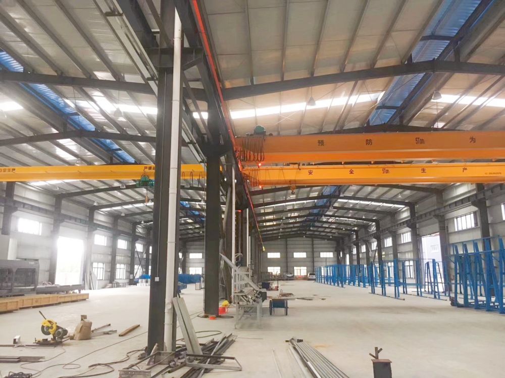 山東濰坊起重機廠家、型號、參數(shù)、價格、電動葫蘆橋式起重機生產(chǎn)設(shè)計