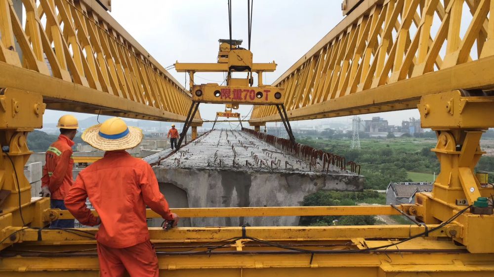 山東架橋機(jī)、濱州架橋機(jī)、自平衡架橋機(jī)廠家銷售服務(wù)