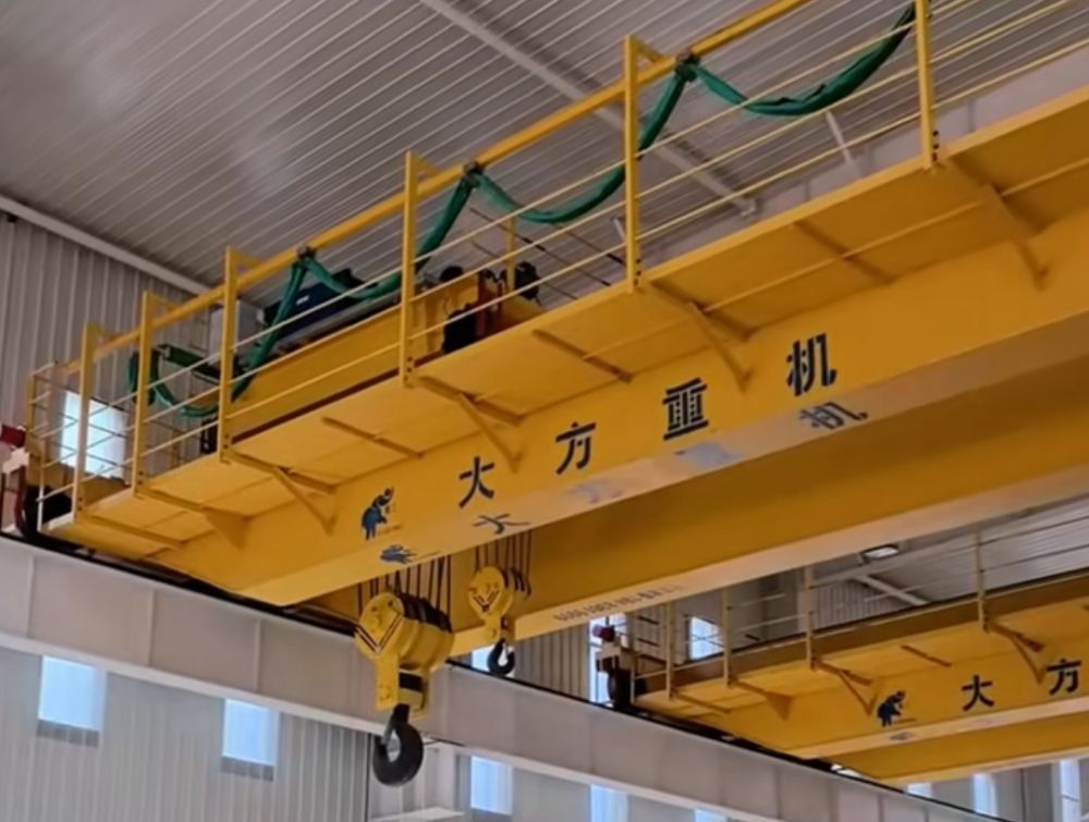 西安橋式起重機、大方起重機、QD型吊鉤橋式起重機