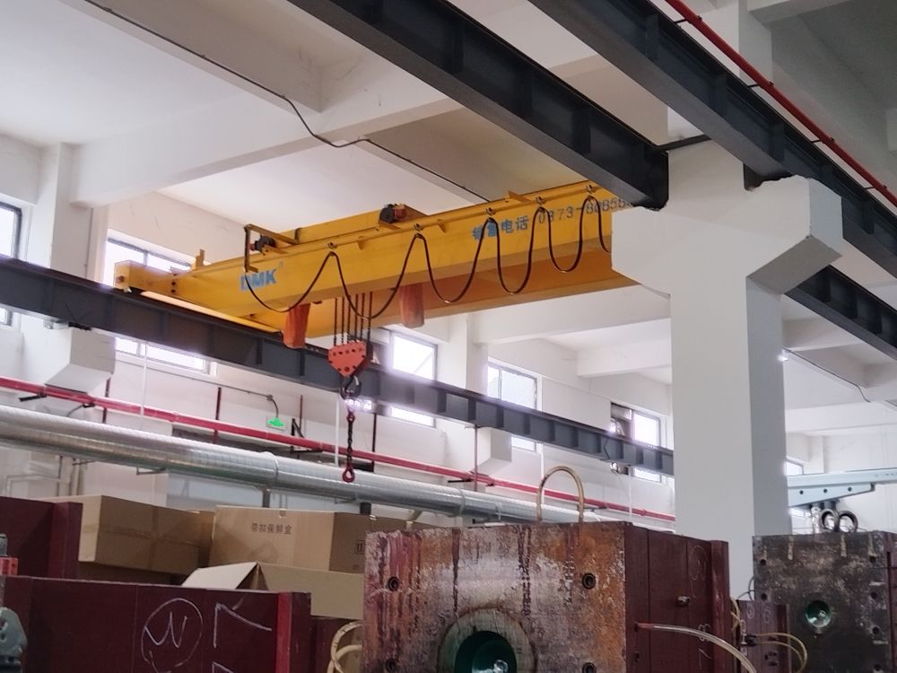 DMK電動(dòng)葫蘆雙梁橋式起重機(jī)、歐式葫蘆雙行車