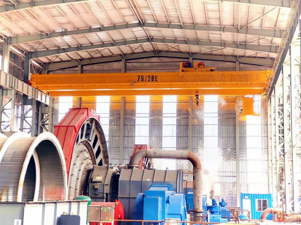 雙梁橋式起重機(jī).jpg