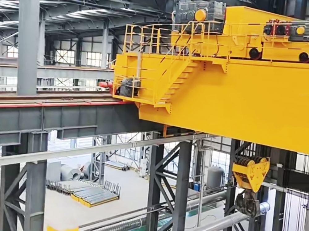 起重機(jī)吊鉤、行車大鉤、天車吊鉤、龍門吊吊鉤、新鄉(xiāng)振興吊鉤吊具