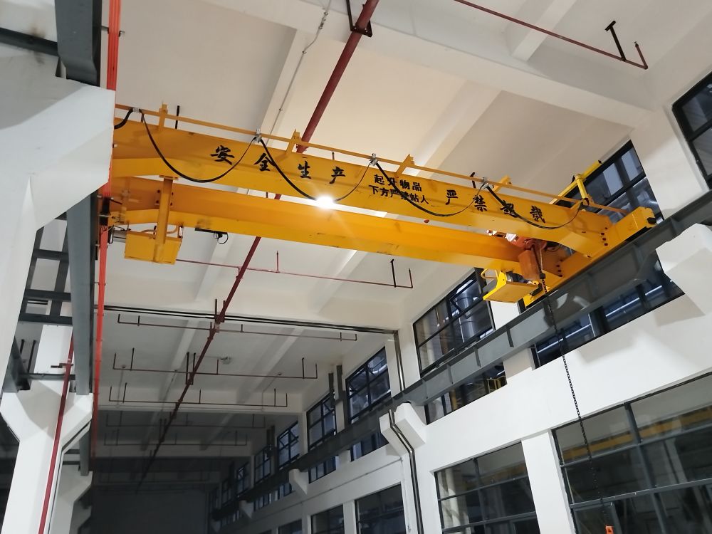 LH型電動(dòng)葫蘆橋式起重機(jī)(1~100噸)