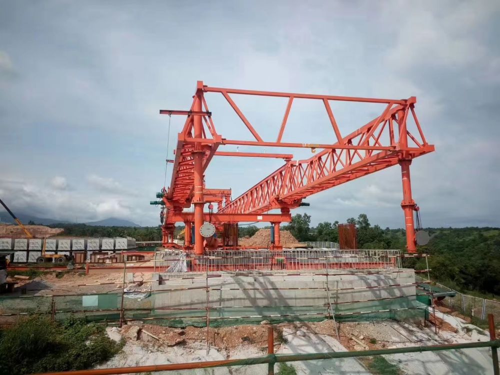 海南三亞架橋機(jī)，公路、鐵路架橋機(jī)廠家生產(chǎn)制造、價(jià)格方案、安裝維修