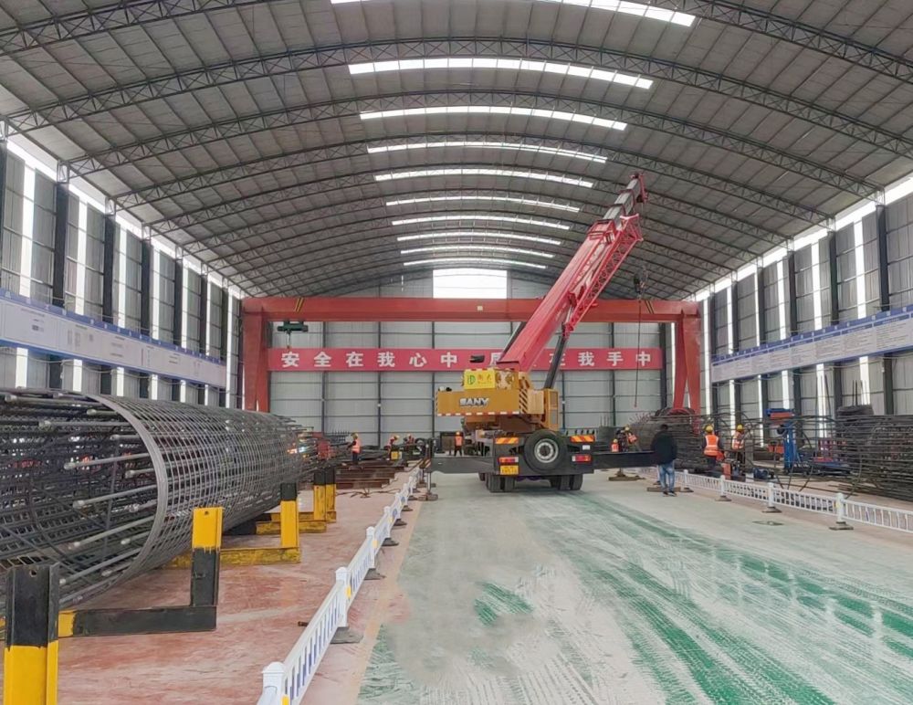 MH型電動(dòng)葫蘆門式起重機(jī)、龍門吊廠家、產(chǎn)地貨源