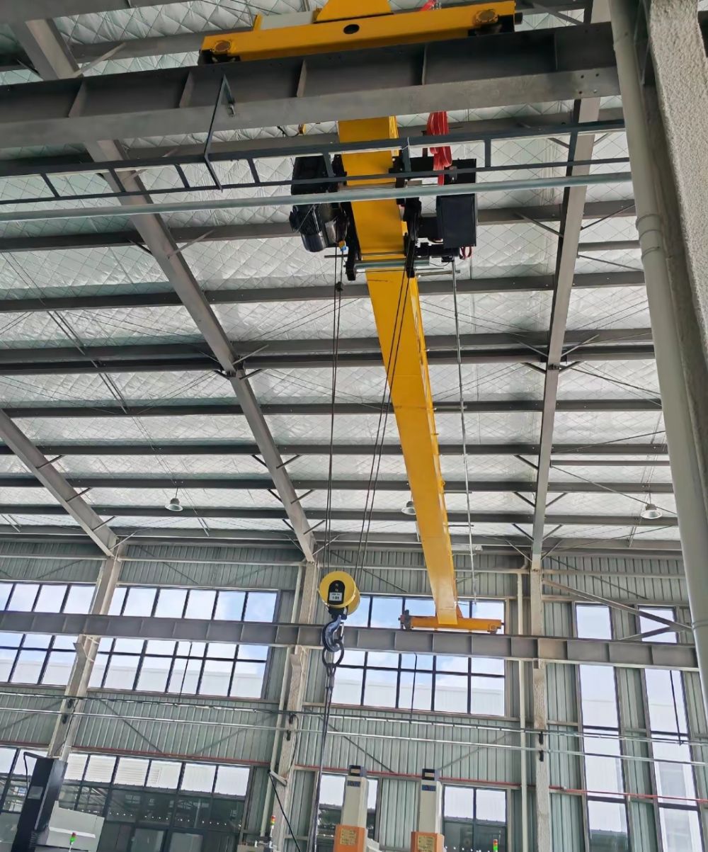 鎮(zhèn)江歐式電動(dòng)單梁起重機(jī)、飛馬起重機(jī)廠家直銷