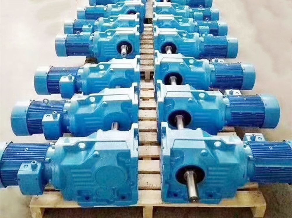 四平傳動(dòng)機(jī)械、R/S/K/F減速機(jī)廠家銷售服務(wù)