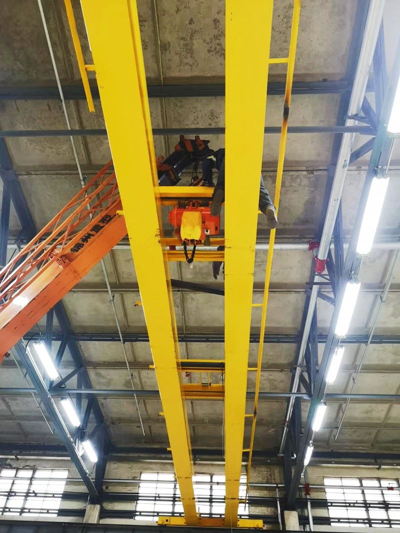 大連電動橋式起重機、LH-LHE型電動葫蘆雙梁橋式起重機