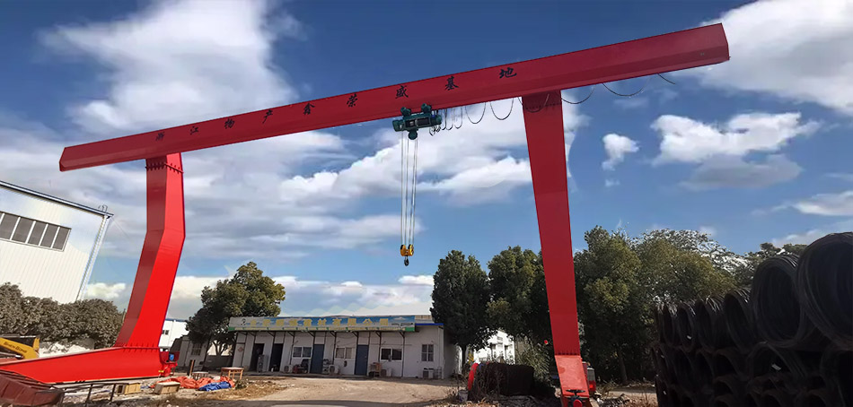 門(mén)式起重機(jī)在磨合期時(shí)需要注意的事項(xiàng)