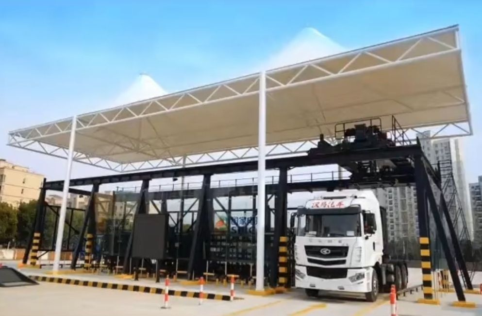 新能源換電起重機(jī)、重卡換電起重機(jī)、換電天車、吊機(jī)