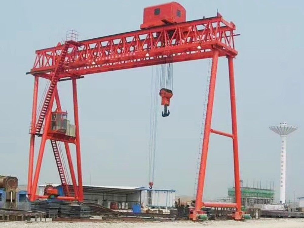 路橋門機(jī)、提梁機(jī)、移梁機(jī)、工程龍門吊設(shè)計(jì)制造、租賃出租、安裝維修