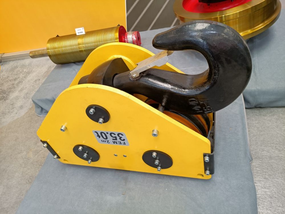 起重機吊鉤、歐式起重吊鉤、行車吊鉤廠家品牌、產(chǎn)品價格