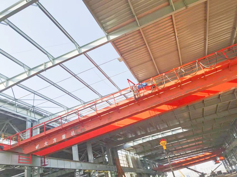 內(nèi)蒙古橋式起重機(jī)、QD型雙梁吊鉤橋式起重機(jī)