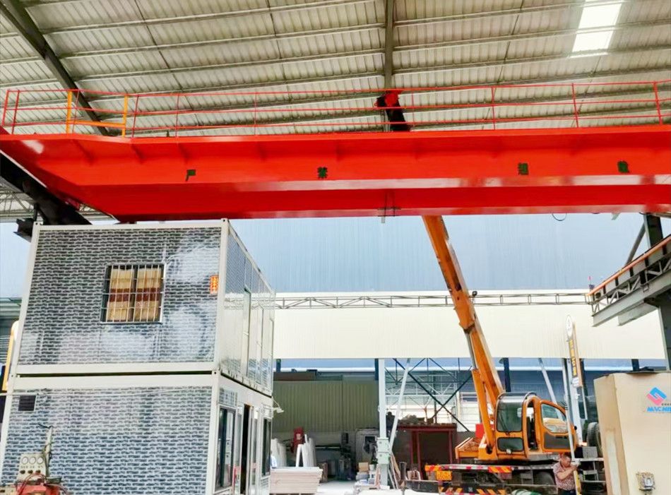 駐馬店起重機、LH型電動葫蘆橋式雙梁起重機廠家供貨，安裝維修