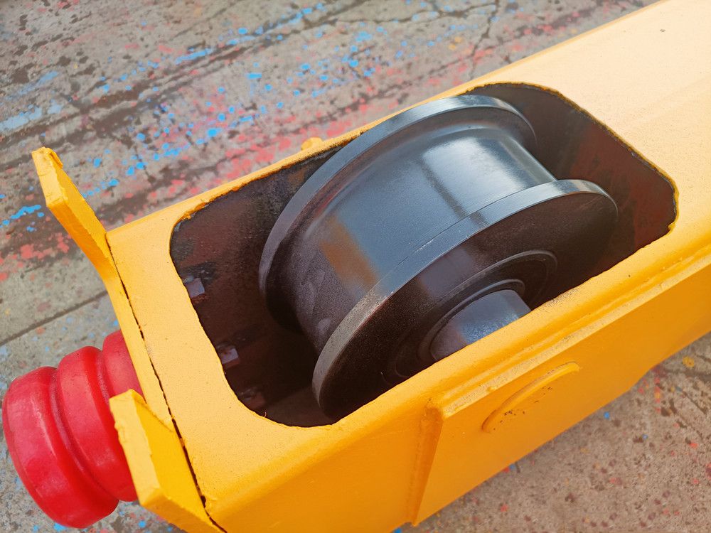 起重機(jī)車輪鍛造廠家供貨、大小車輪組、行車大輪批發(fā)零售、安裝維修