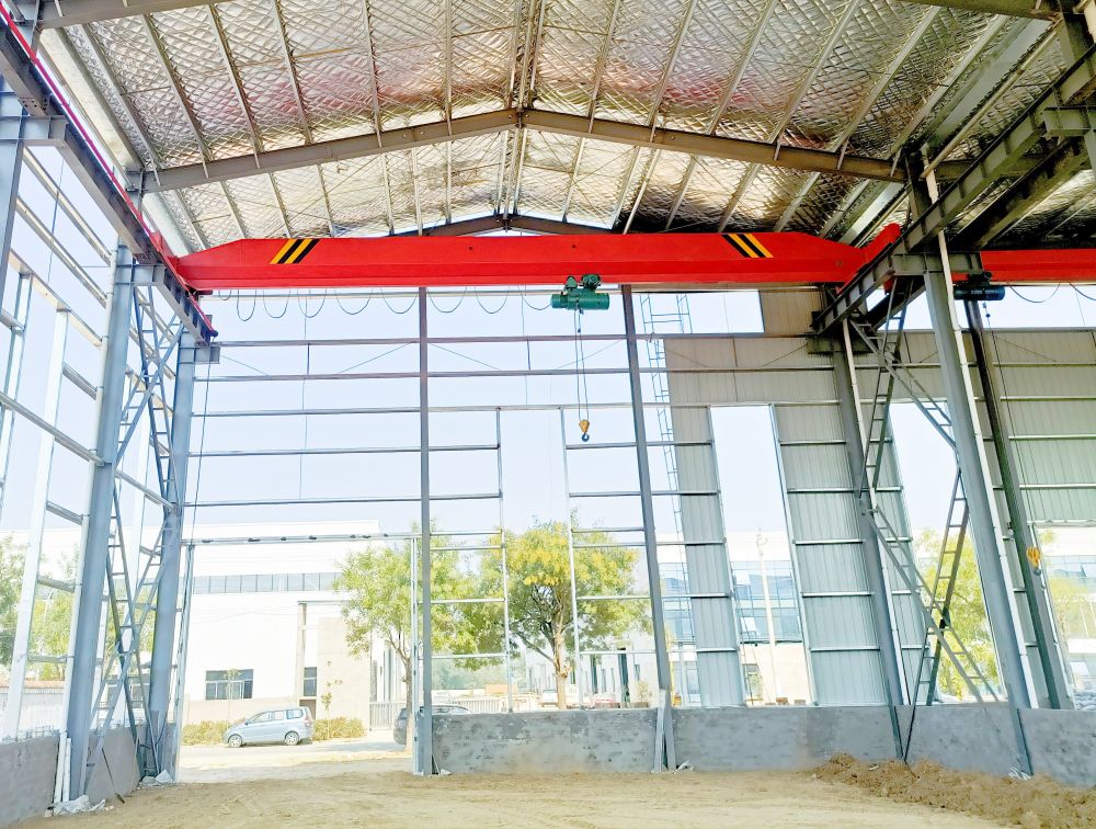 LDA型電動(dòng)單梁起重機(jī)、起重機(jī)廠家品牌、場(chǎng)地貨源、型號(hào)參數(shù)價(jià)格