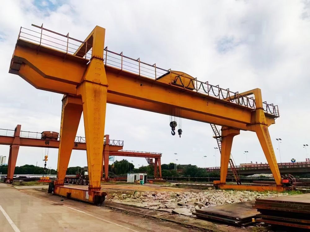MG型電動(dòng)雙梁門式起重機(jī)、MG型龍門吊
