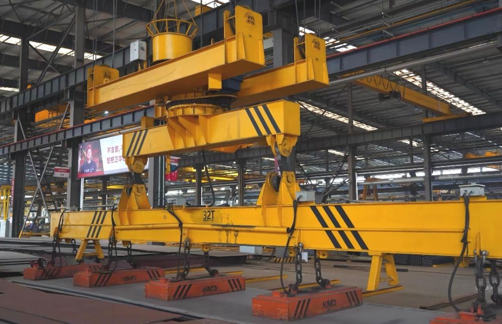 陜西電磁吸盤(pán)廠家、電磁下旋轉(zhuǎn)電磁掛梁、電磁鐵吊具吊梁