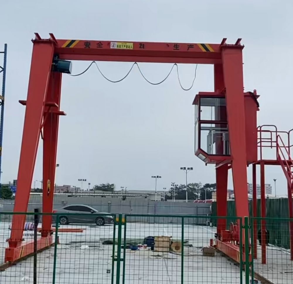 門式起重機（龍門吊）生產(chǎn)制造廠家、價格報價、技術(shù)參數(shù)