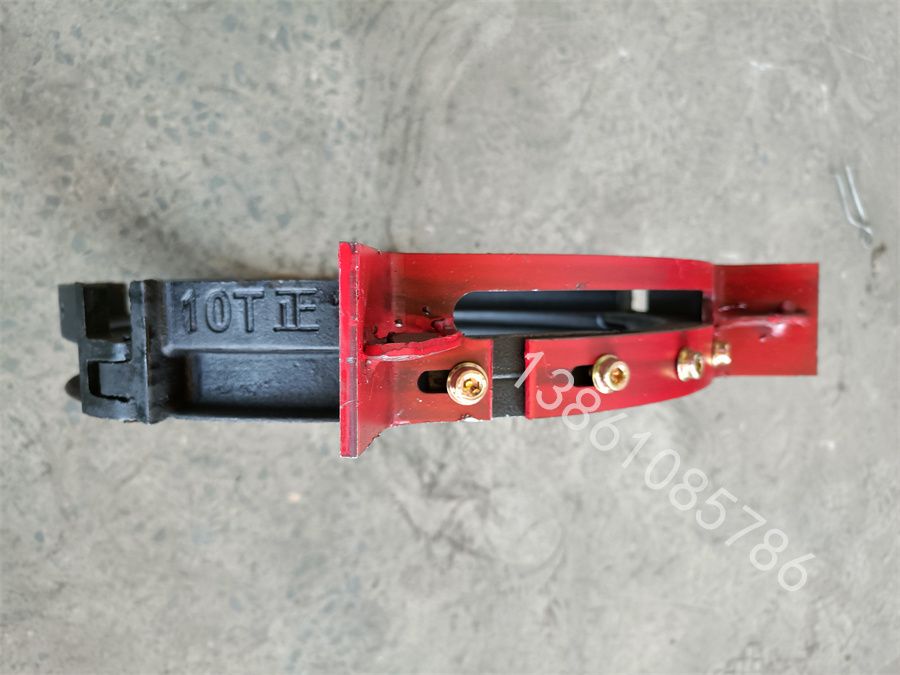 電動(dòng)葫蘆導(dǎo)繩器、鋼絲繩電動(dòng)葫蘆導(dǎo)繩器